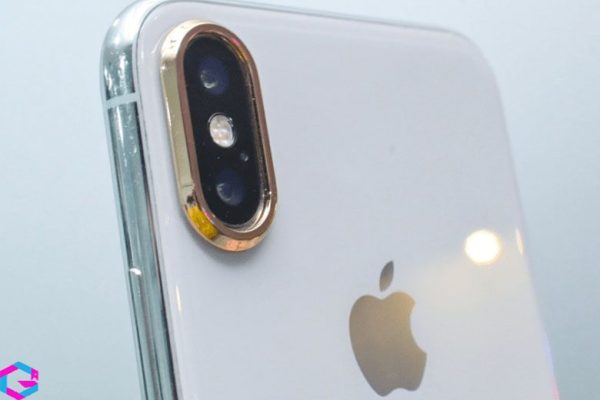 iPhone bị lỗi camera sau và đèn flash